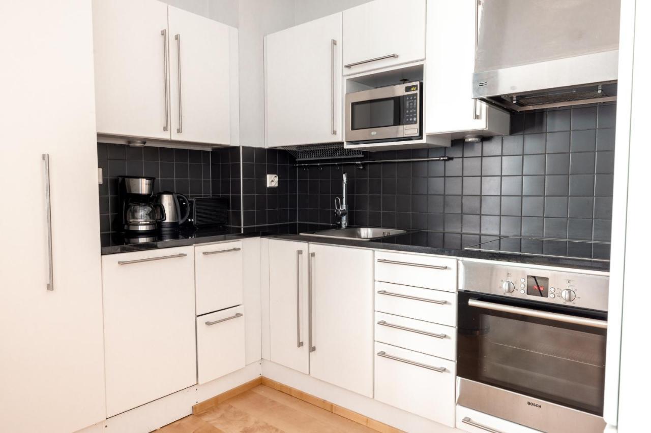 הלסינקי 2Ndhomes Stylish 1Br Home With Balcony And Sauna In Kamppi Center מראה חיצוני תמונה
