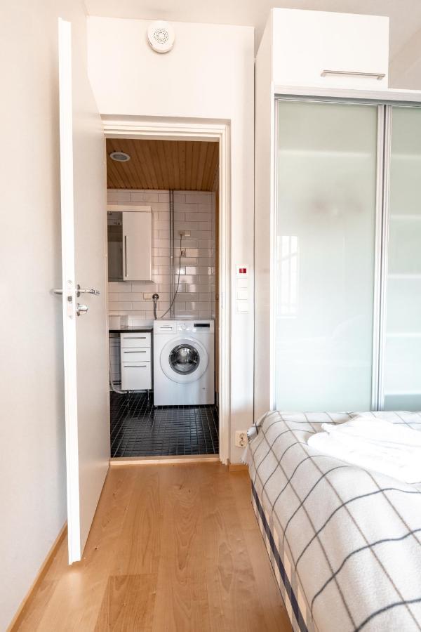 הלסינקי 2Ndhomes Stylish 1Br Home With Balcony And Sauna In Kamppi Center מראה חיצוני תמונה